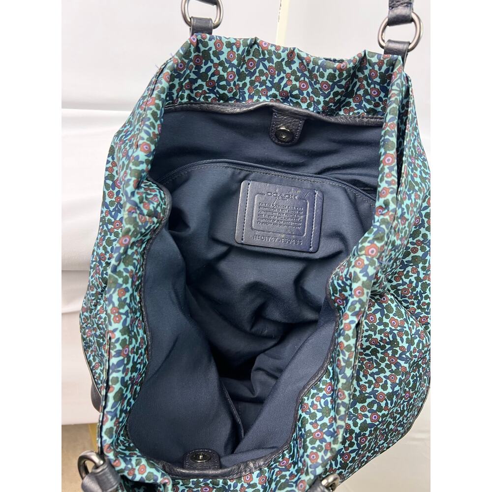 Coach Ranch Floral blue Nylon and Leather Large Tote Bag F59435 - Picture 3 of 11